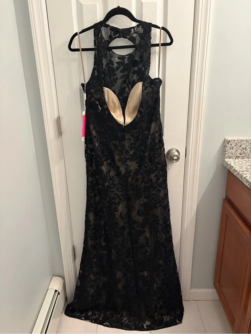 Rosa Clará Black Floral Lace Gown - Sleeveless Halter Neck Formal Dress Size 12 - Picture 4 of 16
